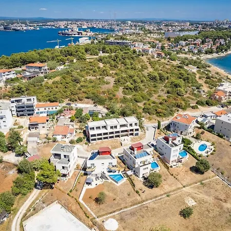 Cedar Villa